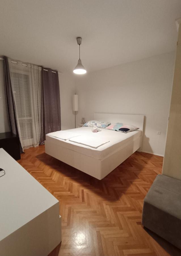 Apartment Zara Makarska Esterno foto
